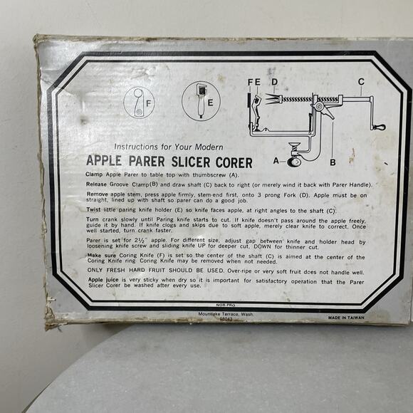 VTG Norpro Apple Master Apple Peeler Parer Corer & Slicer Original Box - Picture 9 of 14